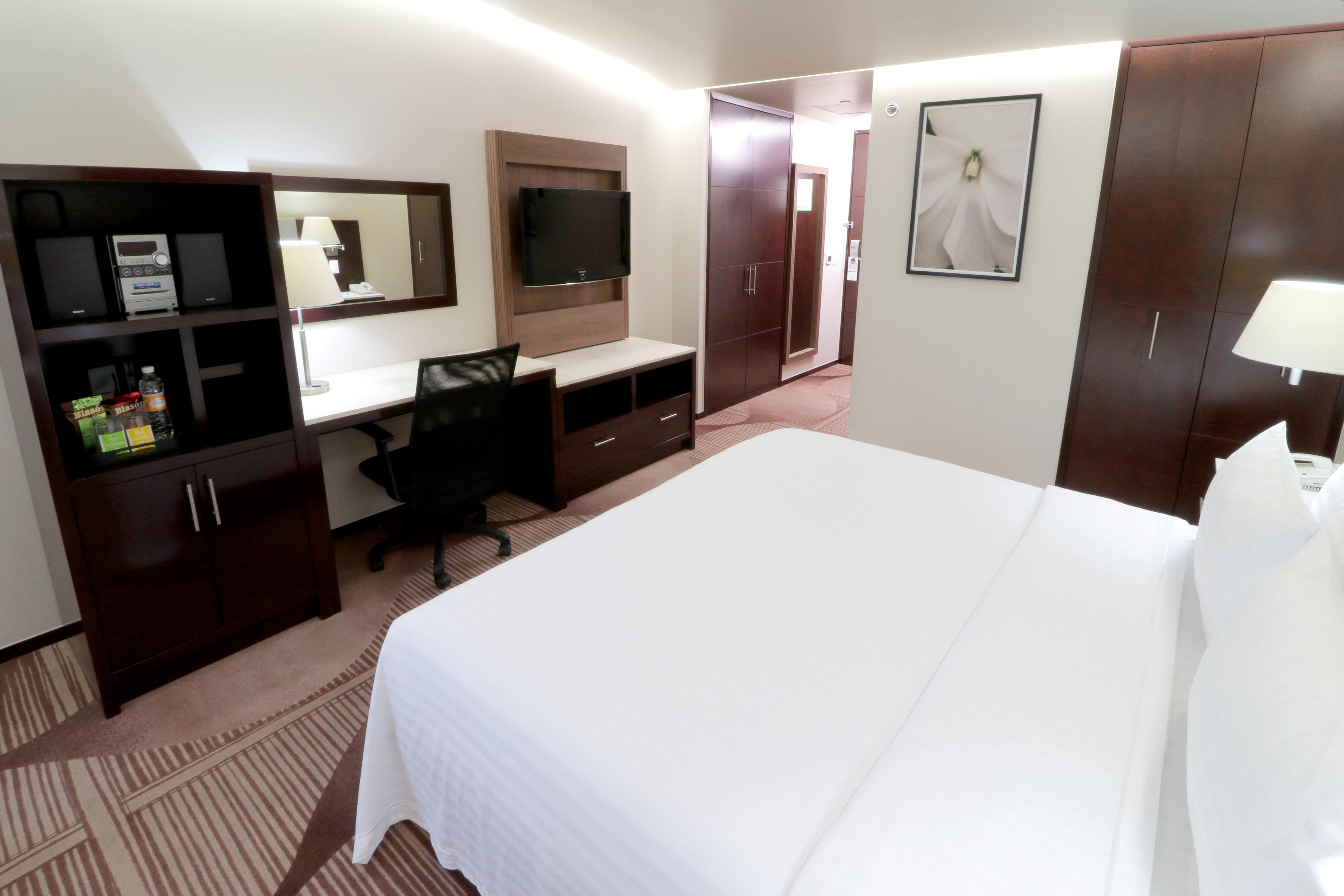 Holiday Inn Hotel & Suites Mexico Medica Sur, An Ihg Hotel Exterior photo