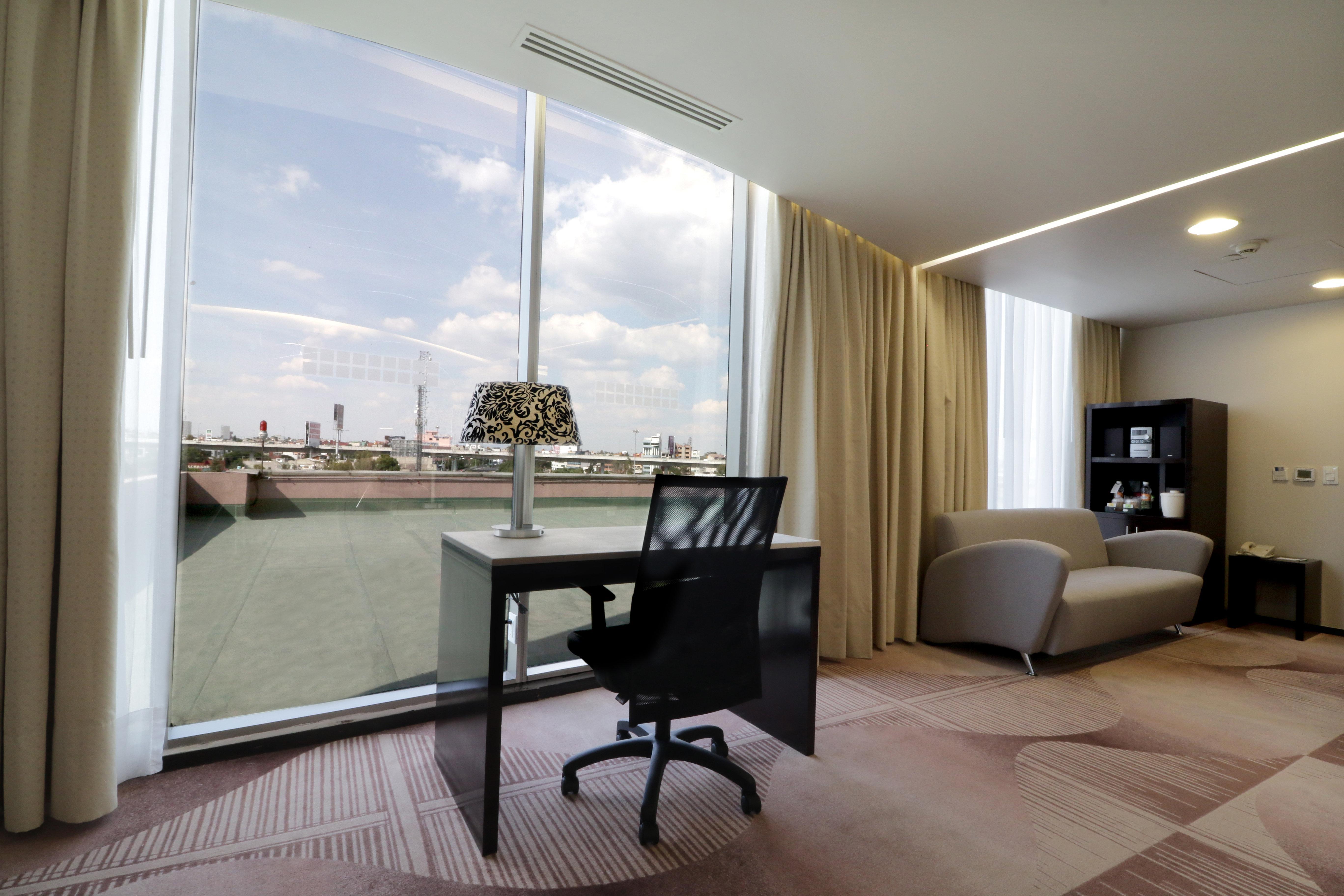 Holiday Inn Hotel & Suites Mexico Medica Sur, An Ihg Hotel Exterior photo