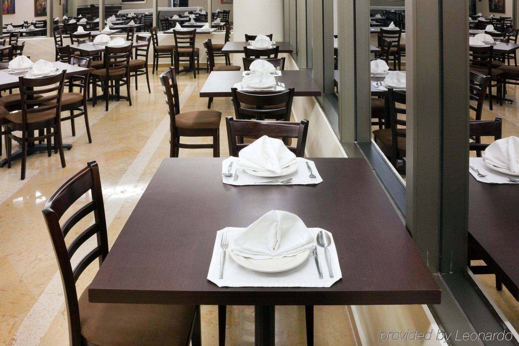 Holiday Inn Hotel & Suites Mexico Medica Sur, An Ihg Hotel Restaurant photo